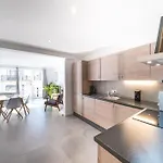 Luxury With Free Parking Apartmán Ostende