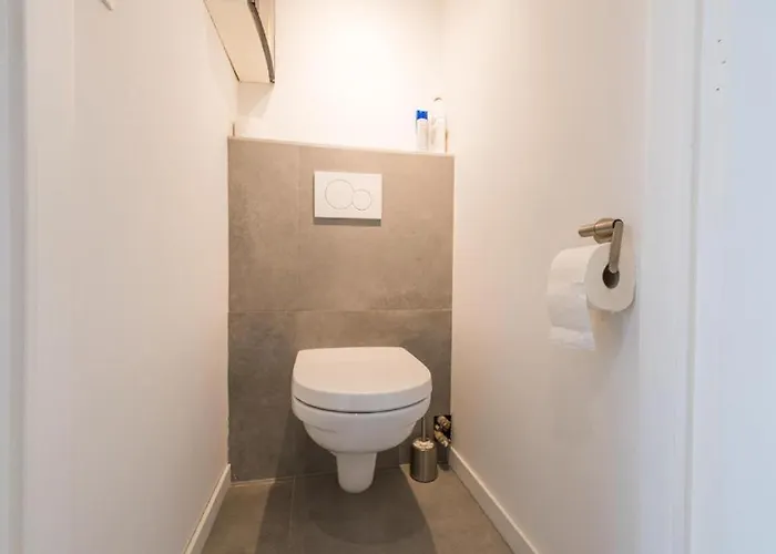 Luxury With Free Parking