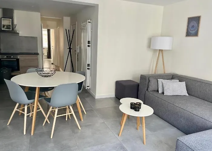 Luxury With Free Parking Appartement *